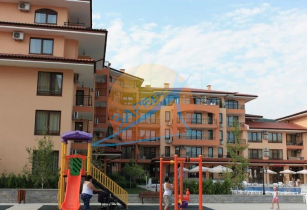 Стар Дриймс (Star Dreams), Свети Влас