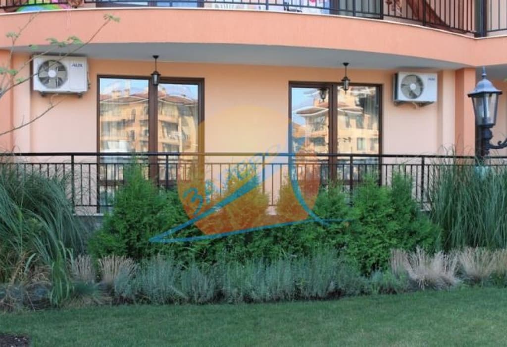 Стар Дриймс (Star Dreams), Свети Влас