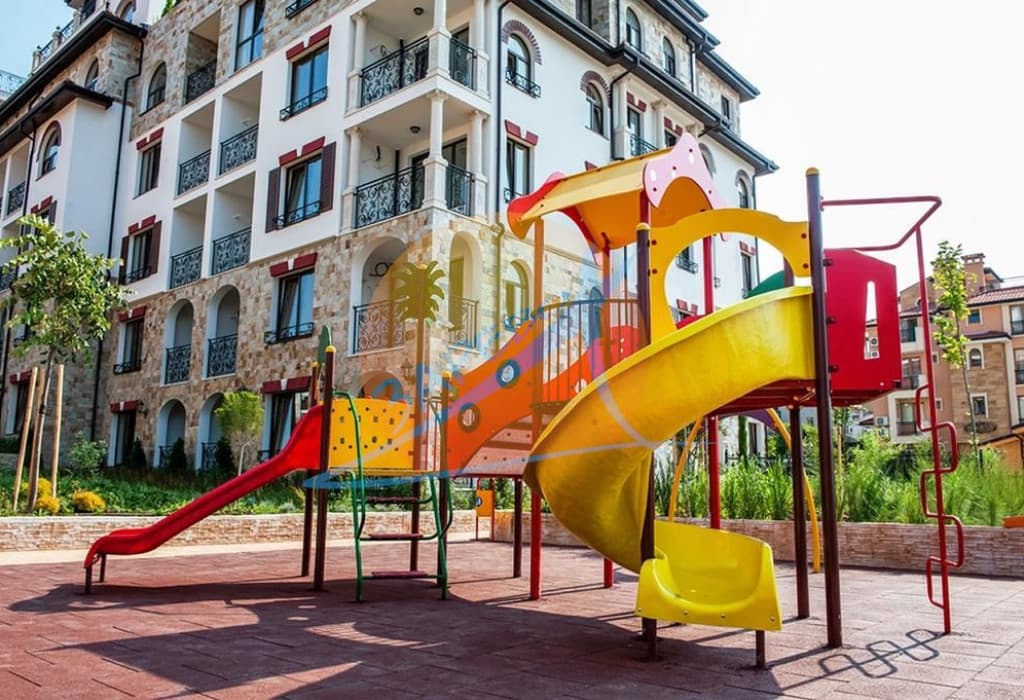 Артур / Arthur, Свети Влас