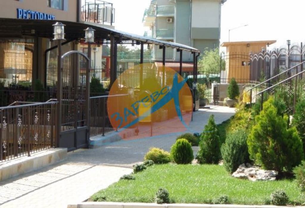 Комплекс Антония (Antonia), Свети Влас