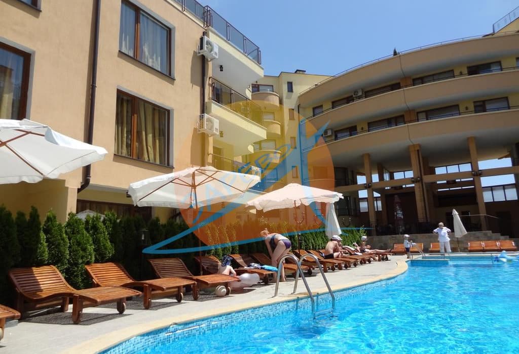 Комплекс Антония (Antonia), Свети Влас