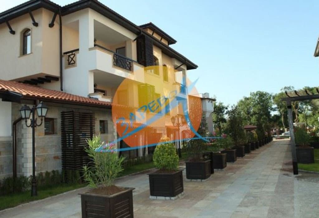 Лозенец ,Оазис Бийч Клуб, стилно обзаведено студио на партер, в Oasis Beach Club, Lozenets