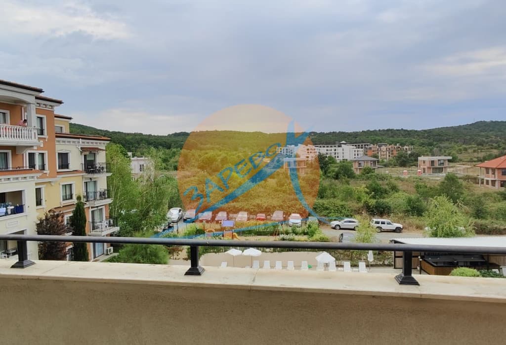 Созопол, Лили Бийч ризорт, 150 м от плаж Веселие, голям двустаен до ключ с гледка басейн, Lilly beach resort