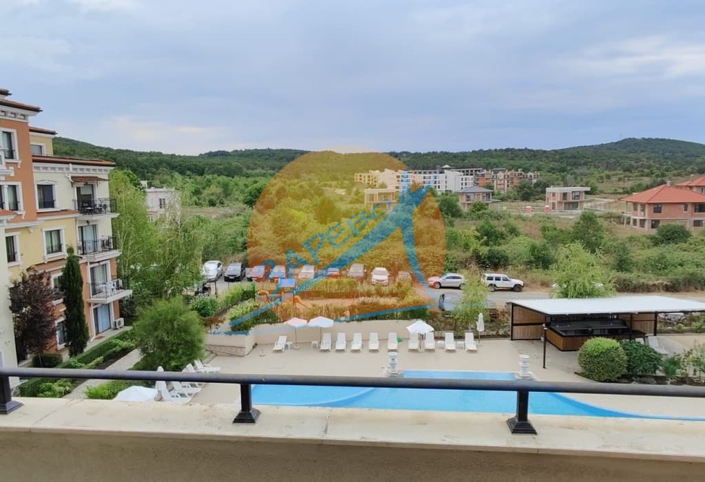 Созопол, Лили Бийч ризорт, 150 м от плаж Веселие, голям двустаен до ключ с гледка басейн, Lilly beach resort