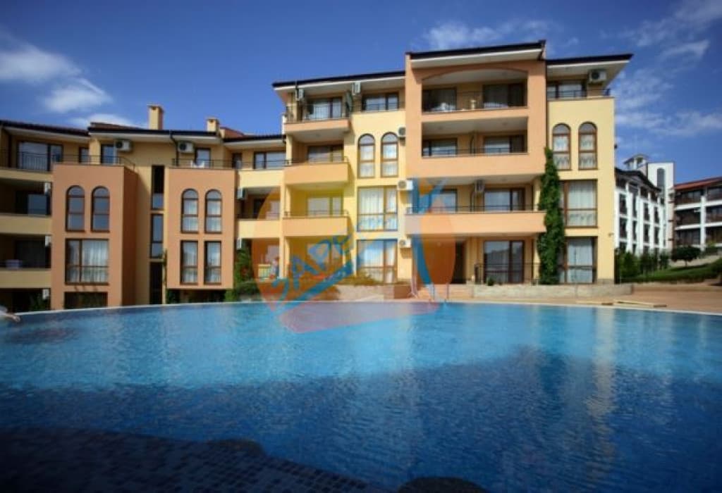 Парадайз Дриймс (Paradise Dreams), Свети Влас