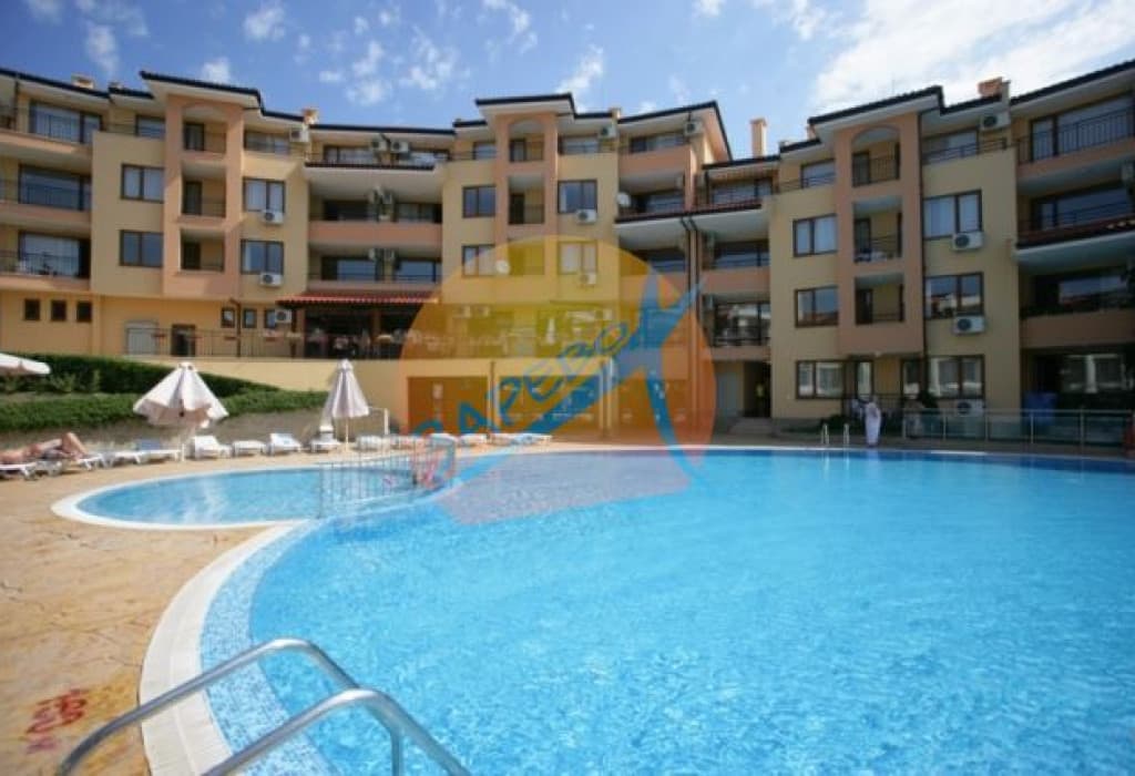 Парадайз Дриймс (Paradise Dreams), Свети Влас