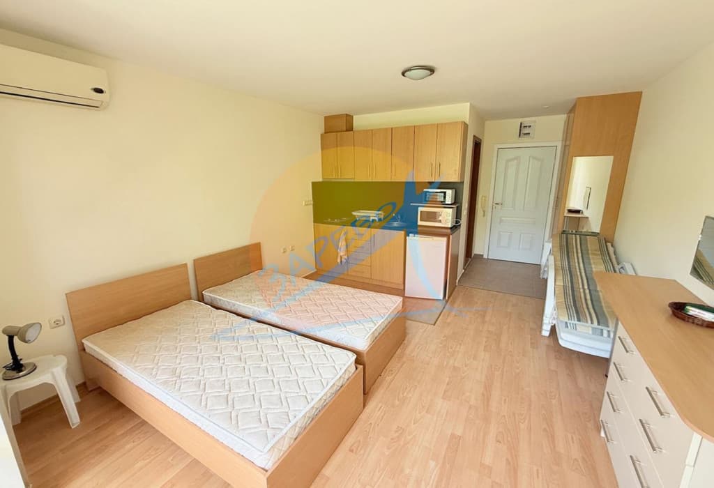  Слънчев бряг, обзаведено студио с гледка басейн на партер, Холидей Форт (Holiday Fort)