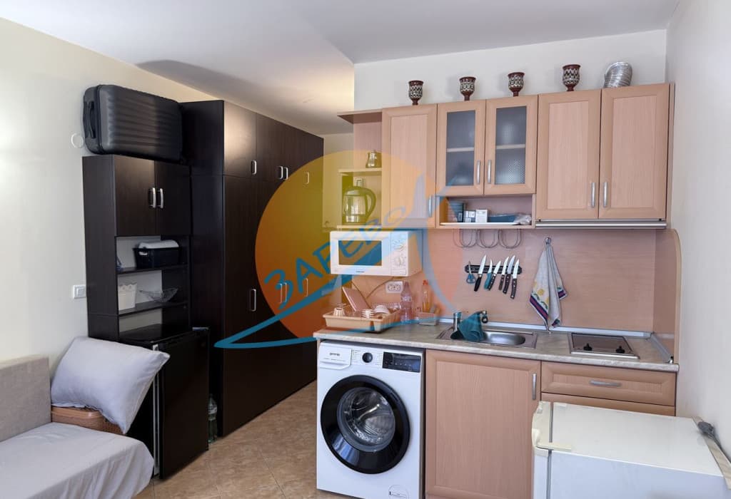 Слънчев бряг, обзаведено студио с гледка басейн, Сънсет бийч 2 (Sunset Beach 2)