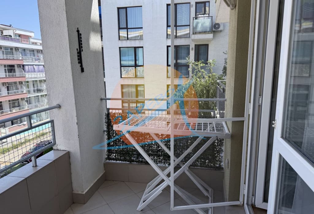 Слънчев бряг, обзаведено студио с гледка басейн, Сънсет бийч 2 (Sunset Beach 2)