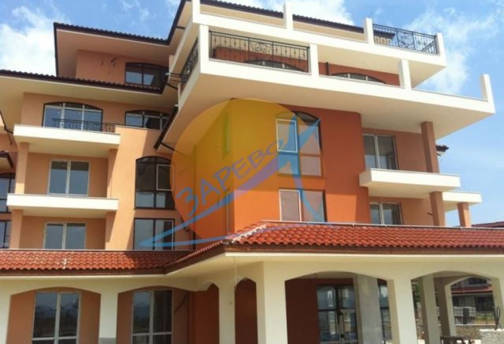 Костал Дриймс (Coastal Dreams), първа линия, Свети Влас