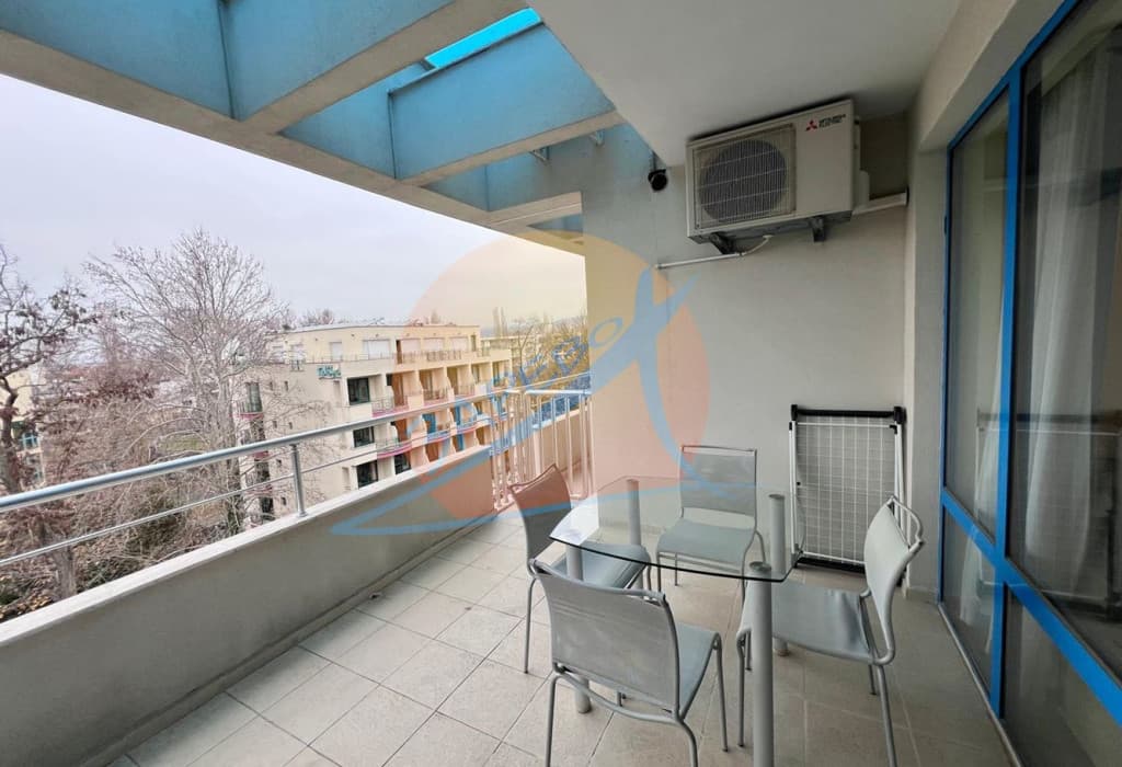 Слънчев бряг, първа линия, двустаен обзаведен aпартамент, апарткомплекс Екселсиор (Excelsior)