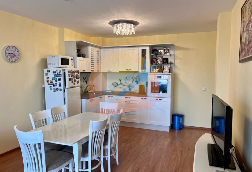 Слънчев бряг, първа линия, двустаен обзаведен aпартамент, апарткомплекс Екселсиор (Excelsior)