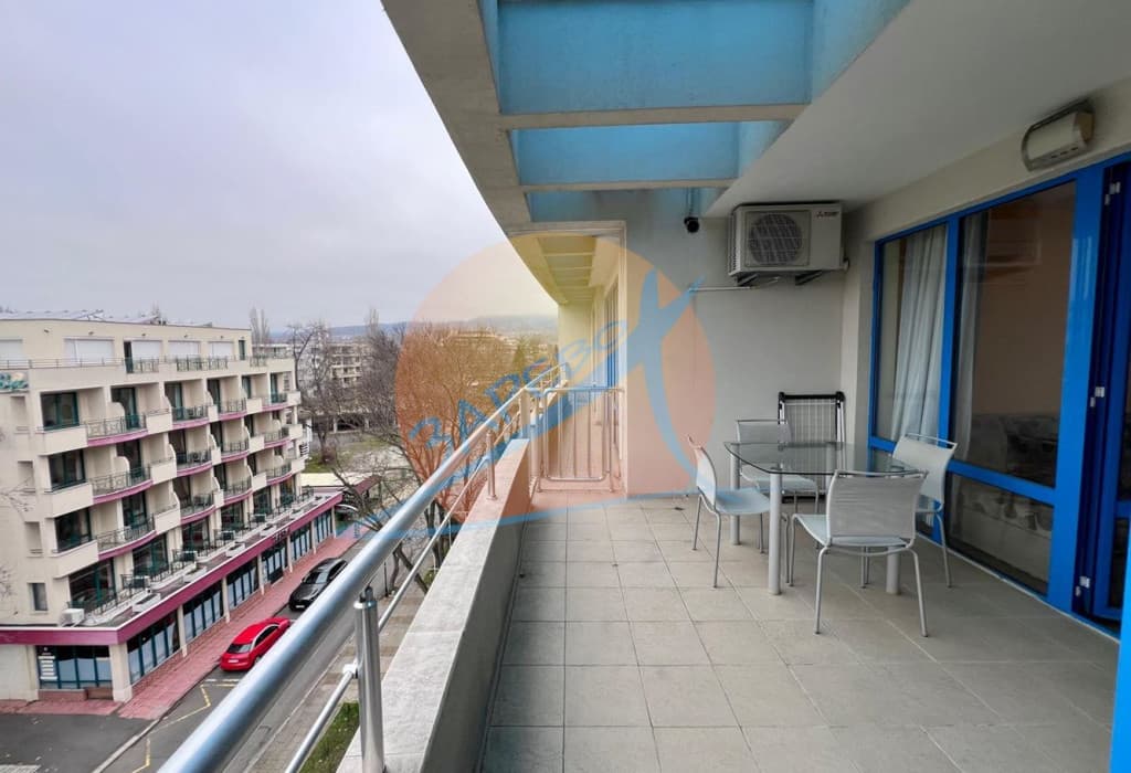 Слънчев бряг, първа линия, двустаен обзаведен aпартамент, апарткомплекс Екселсиор (Excelsior)