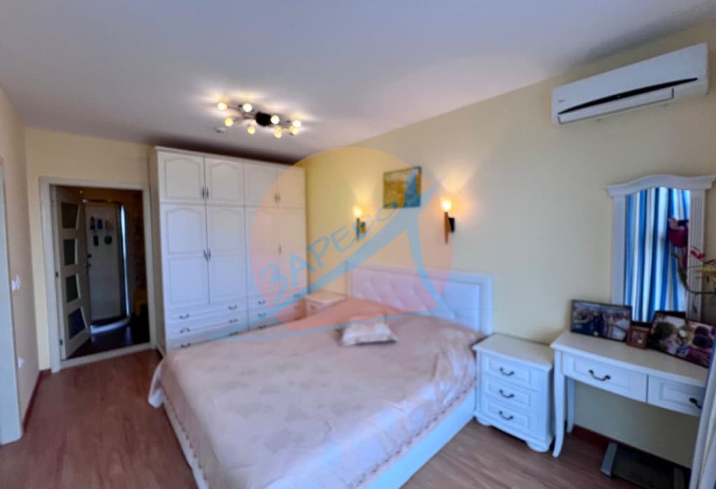 Слънчев бряг, първа линия, двустаен обзаведен aпартамент, апарткомплекс Екселсиор (Excelsior)