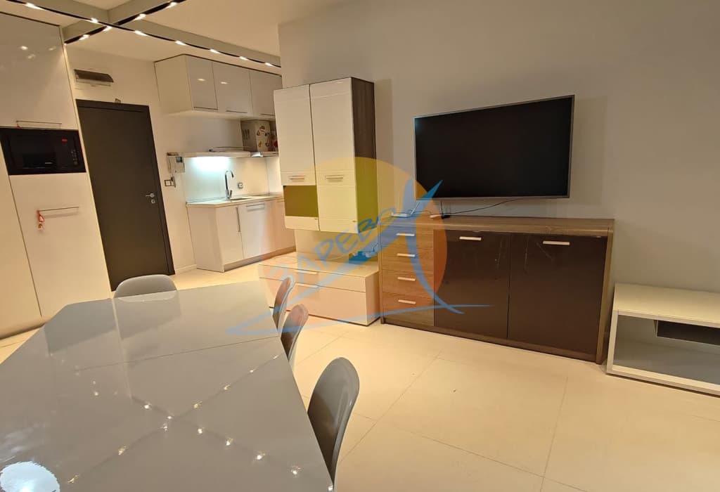 Созопол, Пясъчни лилии, първа линия, гледка море! Обзаведен двустаен в Sand Lillies, на плаж Каваци