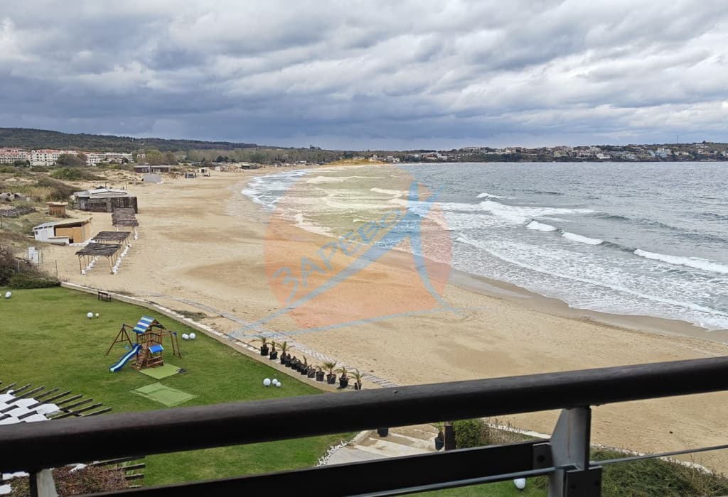 Созопол, Пясъчни лилии, първа линия, гледка море! Обзаведен двустаен в Sand Lillies, на плаж Каваци