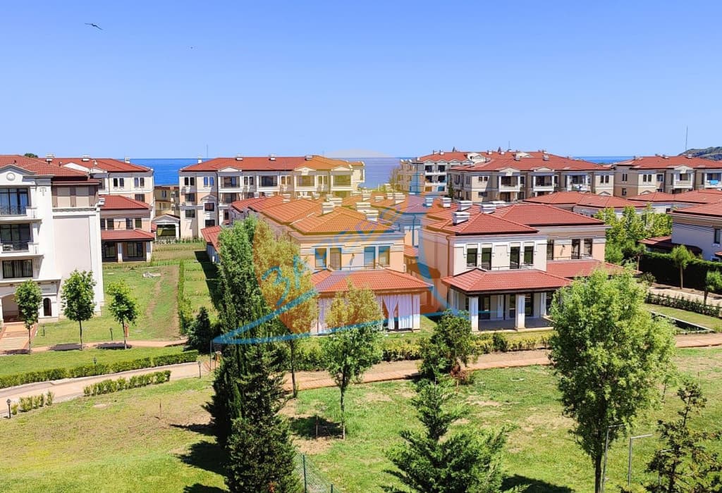 Green Life, Kavatsi, Sozopol. Под наем сезон 2025! Oбзаведено студио на партер с веранда, в Грийн Лайф Созопол - МИНИМУМ 7 Д