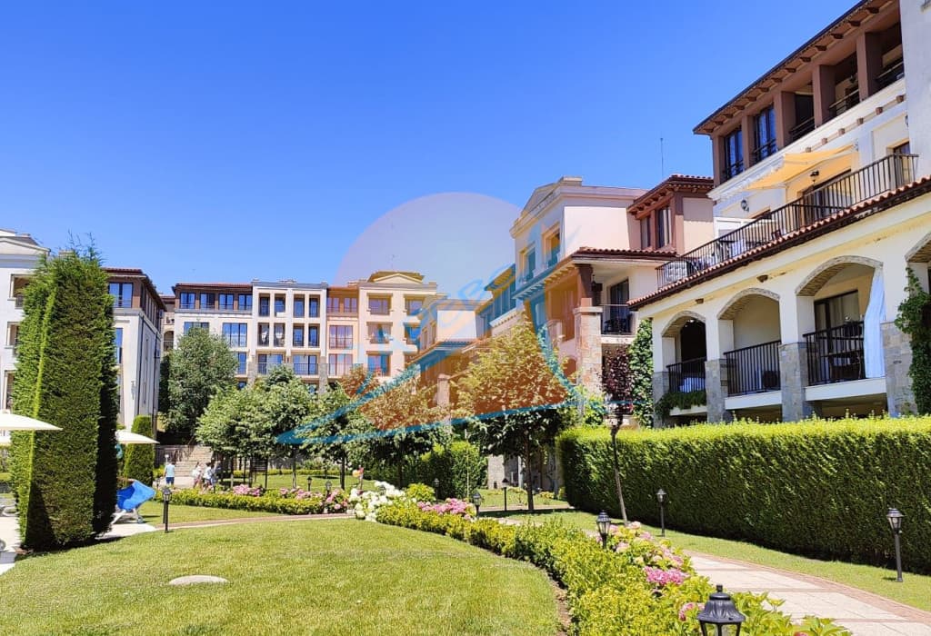 Green Life, Kavatsi, Sozopol. Под наем сезон 2025! Oбзаведено студио на партер с веранда, в Грийн Лайф Созопол - МИНИМУМ 7 Д