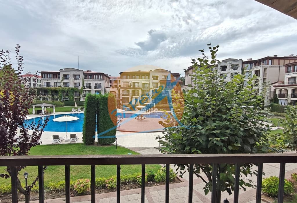 Созопол, Грийн лайф, обзаведено студио с голяма веранда, готови документи!