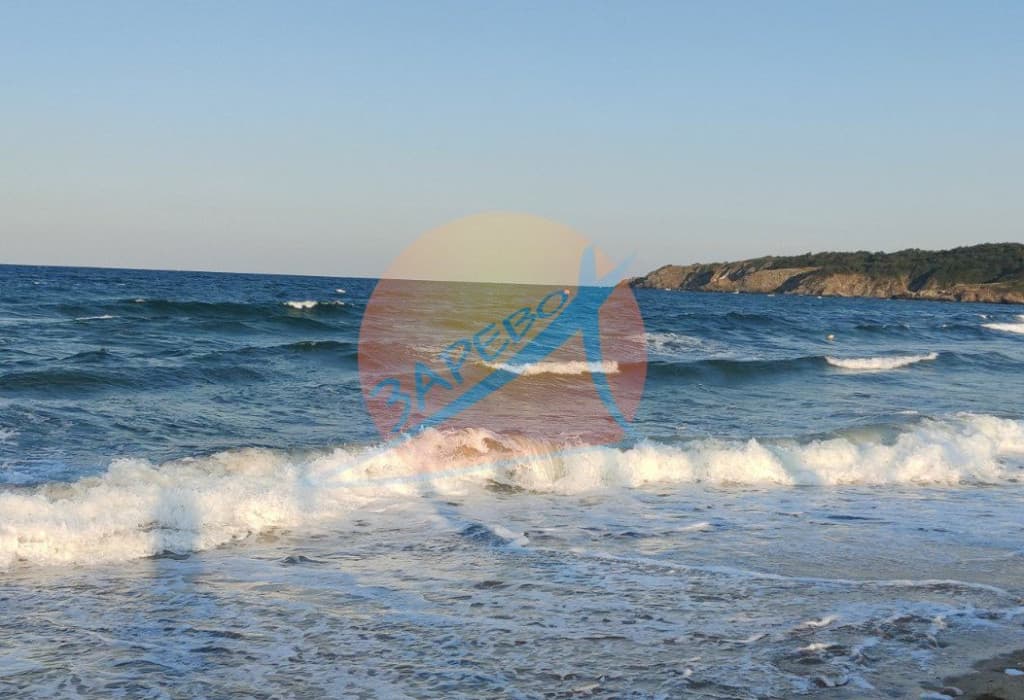 Созопол, Грийн лайф, обзаведено студио с голяма веранда, готови документи!