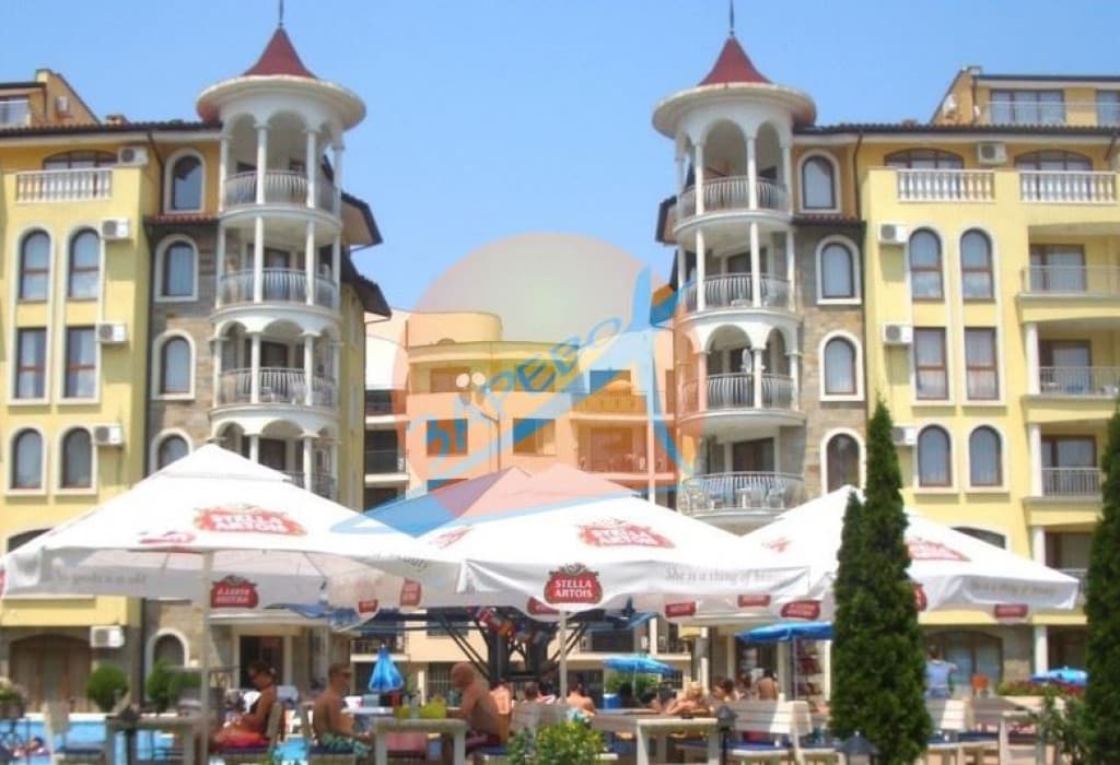 Слънчев бряг, светъл обзаведен тристаен апартамент с гледка басейн, Съмър Дриймс (Summer Dreams)