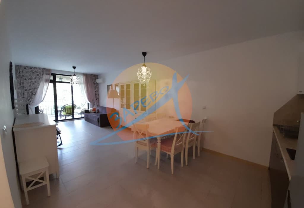 Созопол, тристаен обзаведен, първа линия до плаж Каваци, Грийнлайф