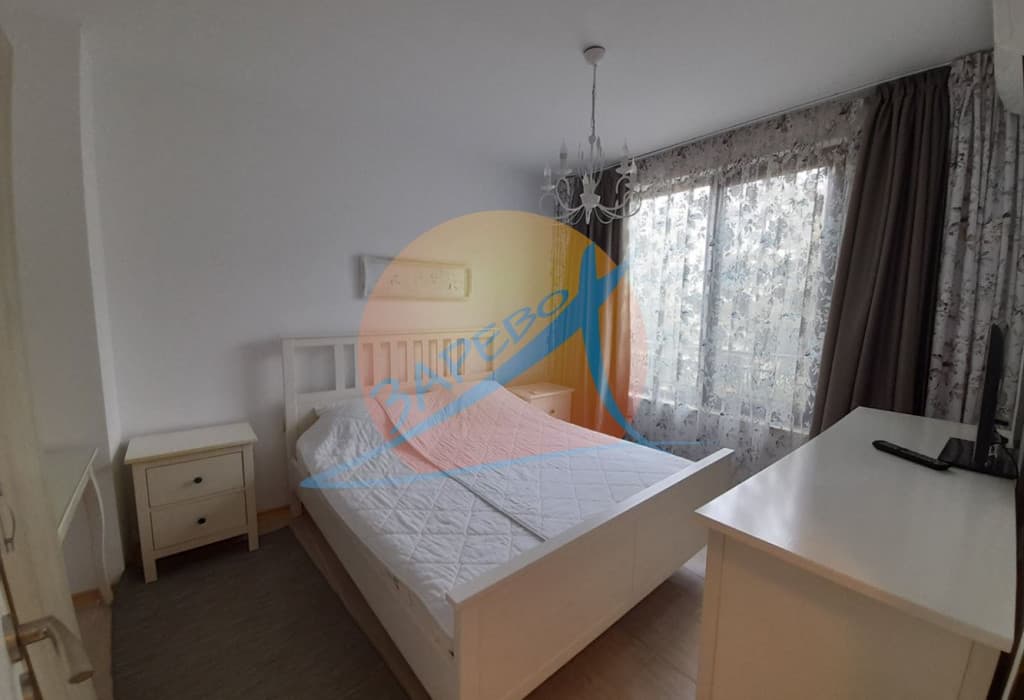 Созопол, тристаен обзаведен, първа линия до плаж Каваци, Грийнлайф