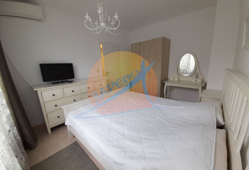 Созопол, тристаен обзаведен, първа линия до плаж Каваци, Грийнлайф