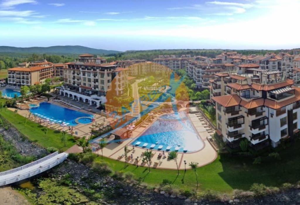 Лозенец, Оазис Бийч Клуб, обзаведен двустаен на партер, с голяма веранда с гледка море и градина, Oasis Beach Club, Lozenets