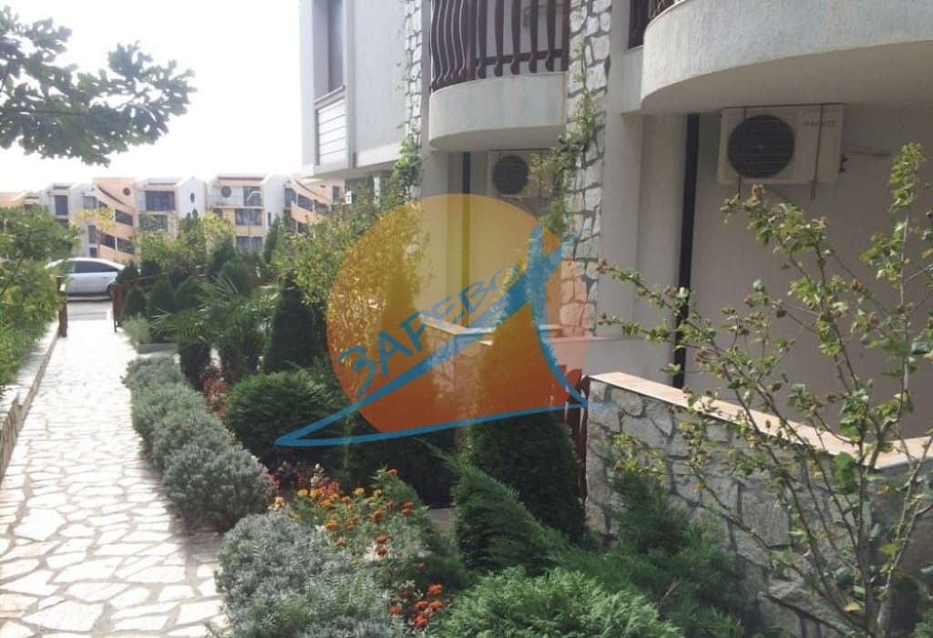 Фрегата (Fregata), Диневи груп, Свети Влас