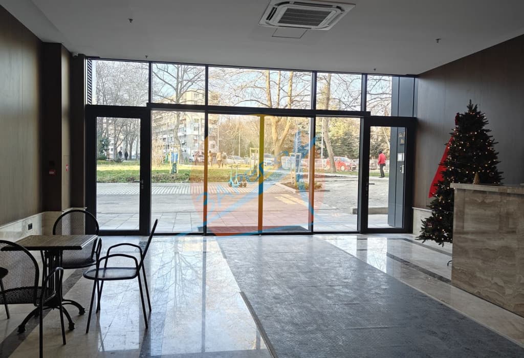 Бургас, център, лекарски кабинет, луксозна сграда на бул. Демокрация, CHANTRER Residence, Акт 16