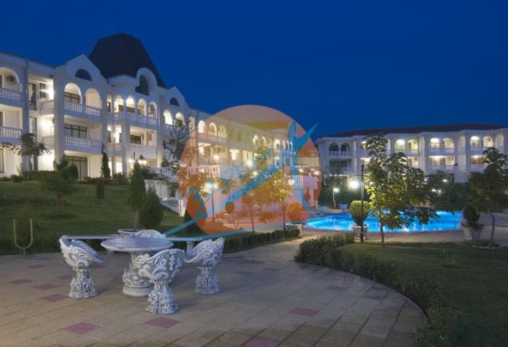 Южен бряг (South Beach), Диневи груп, Свети Влас