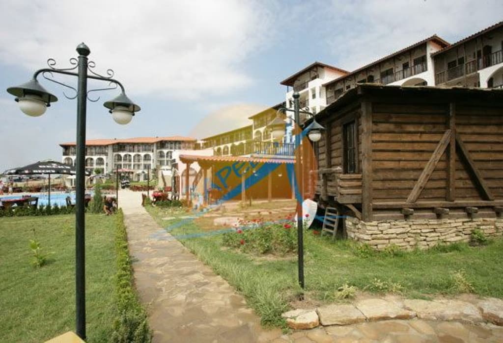 Воденицата (The Mill), Диневи груп, Свети Влас