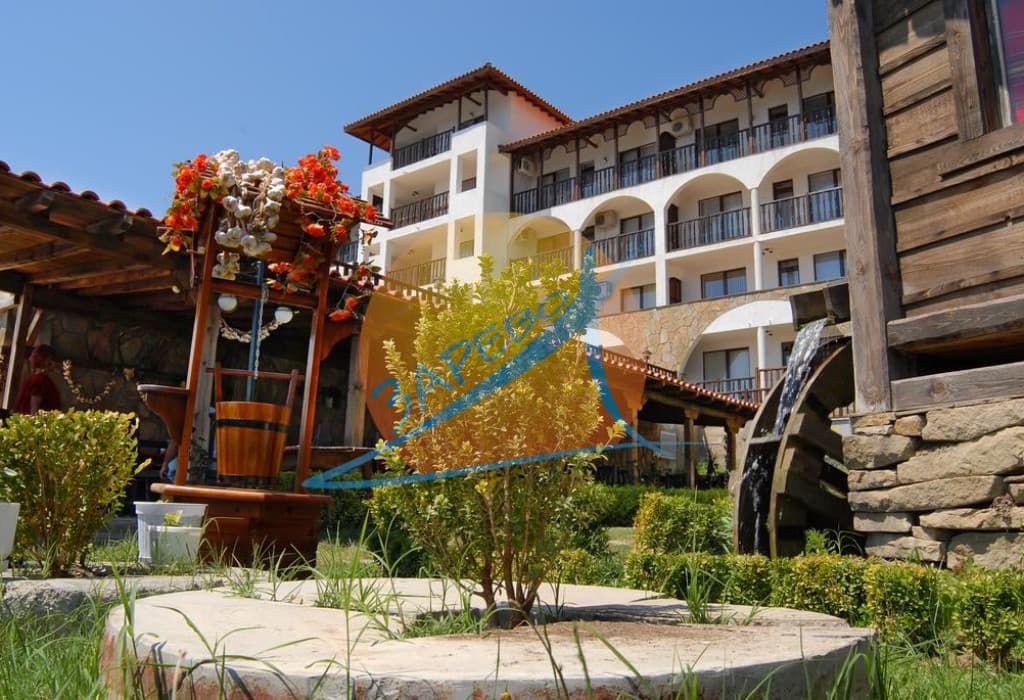 Воденицата (The Mill), Диневи груп, Свети Влас