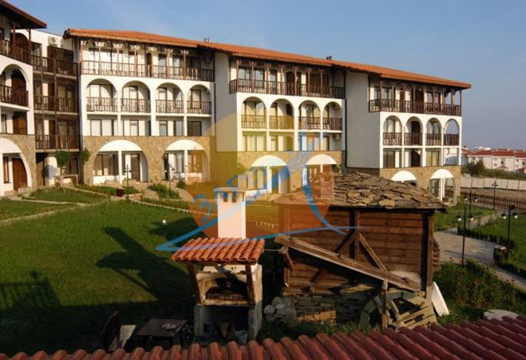 Воденицата (The Mill), Диневи груп, Свети Влас