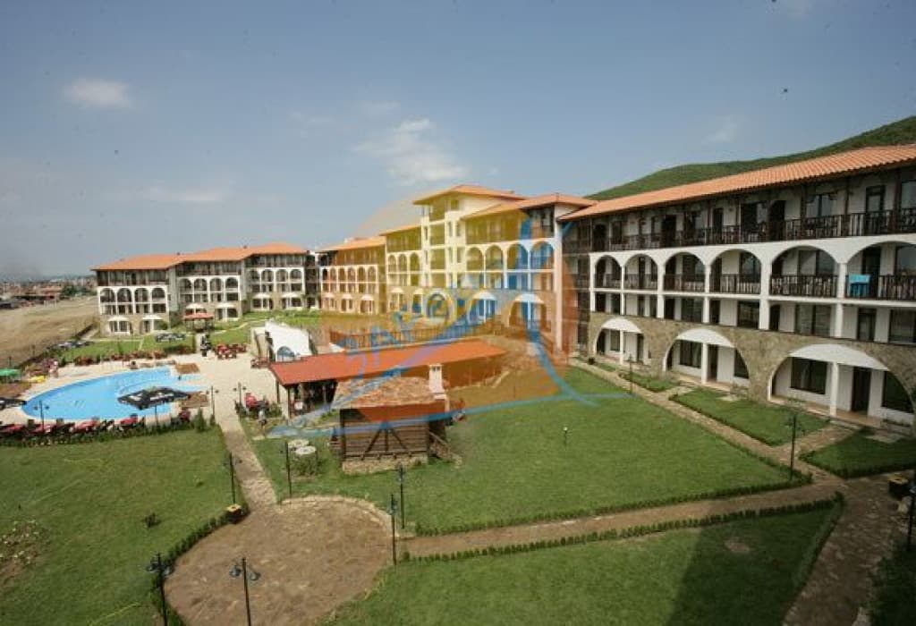 Воденицата (The Mill), Диневи груп, Свети Влас