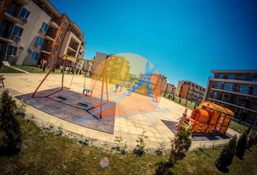  Слънчев бряг, обзаведено студио с гледка басейн, Холидей Форт (Holiday Fort)