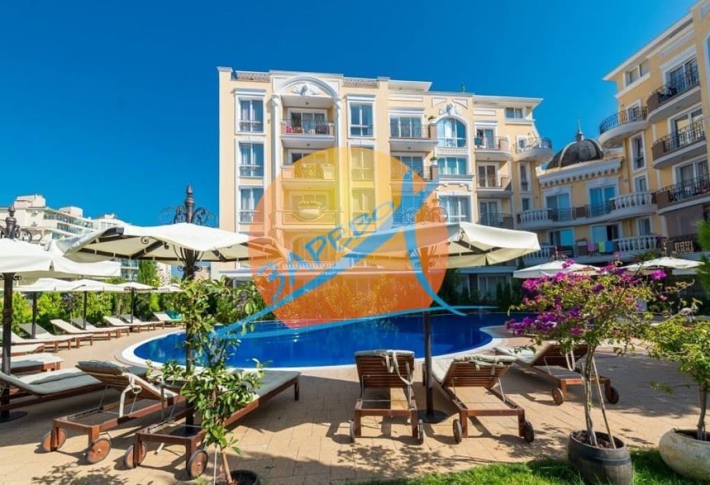 Слънчев бряг, Какао бийч, обзаведен тристаен с гледка басейн, Месембрия Палас (Messembria Palace)