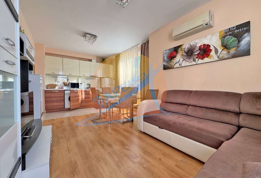 Слънчев бряг, Какао бийч, обзаведен тристаен с гледка басейн, Месембрия Палас (Messembria Palace)