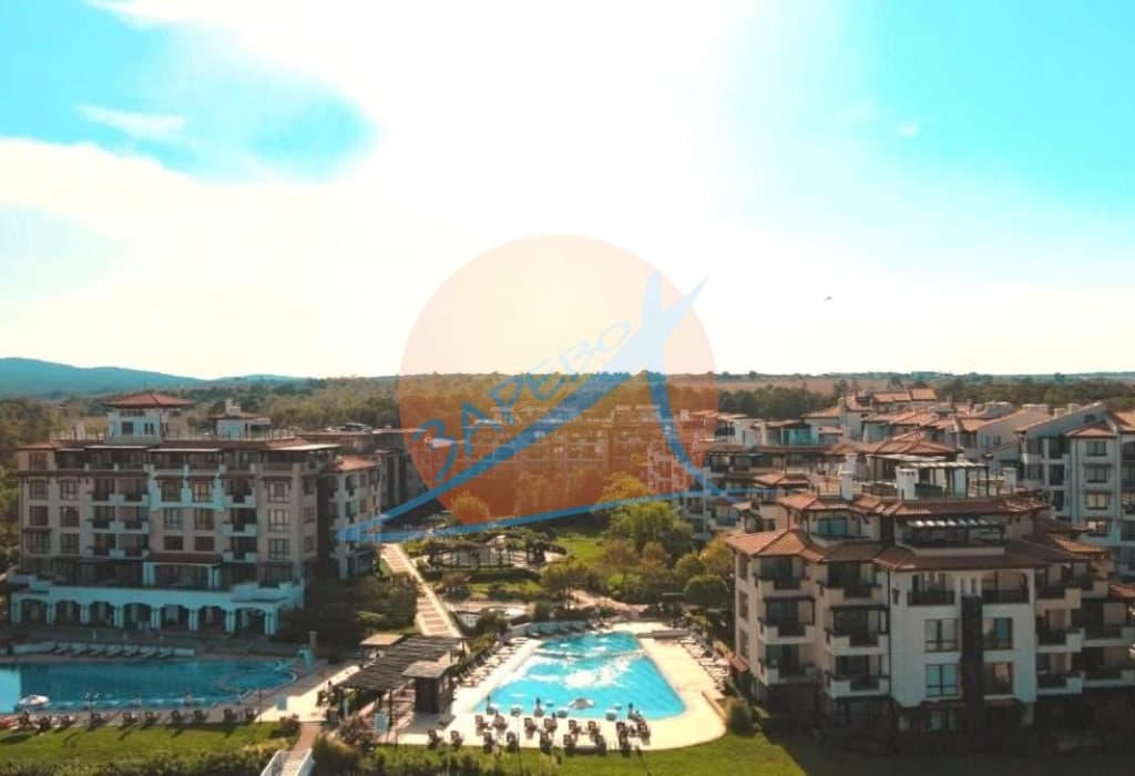 Лозенец,Оазис Бийч Клуб, стилно обзаведен двустаен с гледка парк в Oasis Beach Club, Lozenets