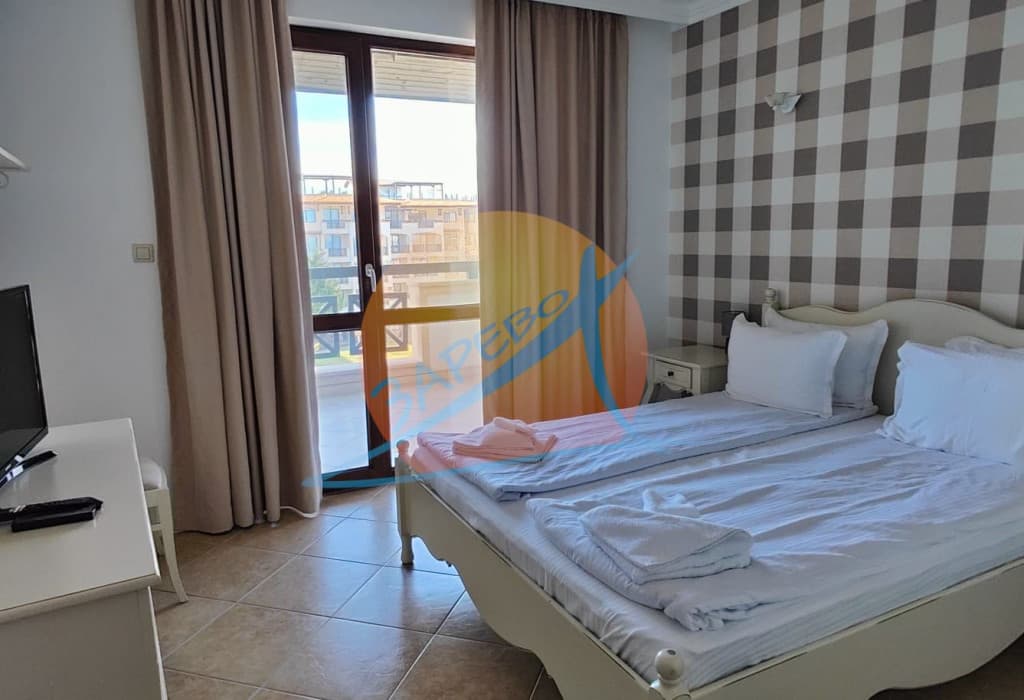 Лозенец, Оазис Бийч Клуб, двустаен обзаведен апартамент с прекрасна гледка градина, Oasis Beach Club, Lozenets.