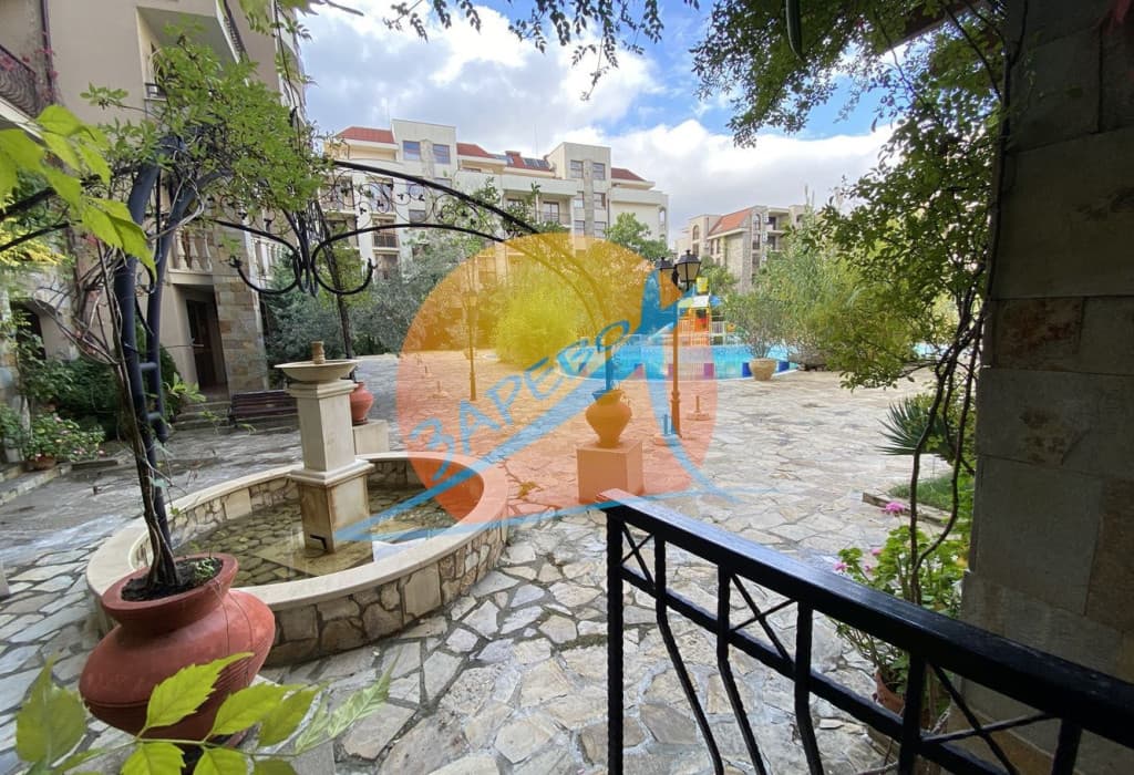 Слънчев бряг, обзаведен двустаен с гледка към басейн, Каскадас 2 (Cascadas 2), бърза сделка!