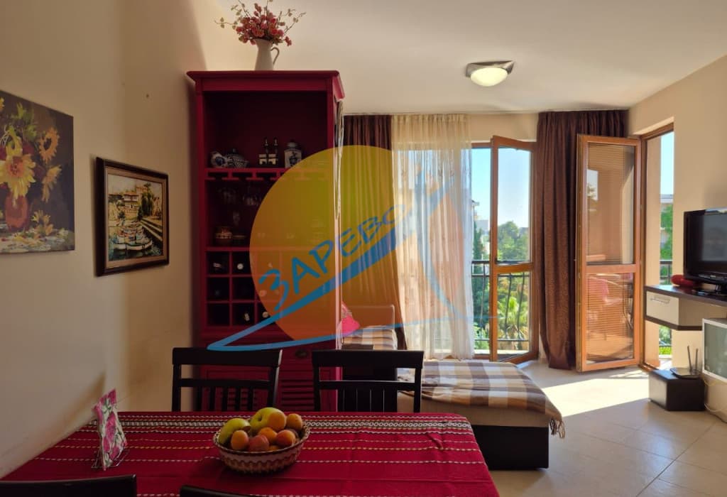 Слънчев бряг, обзаведен двустаен с гледка към басейн, Каскадас 2 (Cascadas 2), бърза сделка!