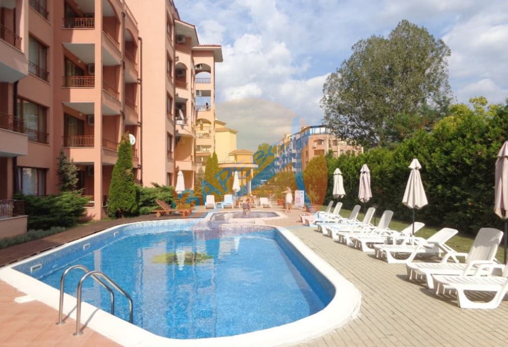 Слънчев бряг, двустаен обзаведен с гледка басейн, Акт 16, битов ток, комплекс Sun Flower (Сън Флаур)