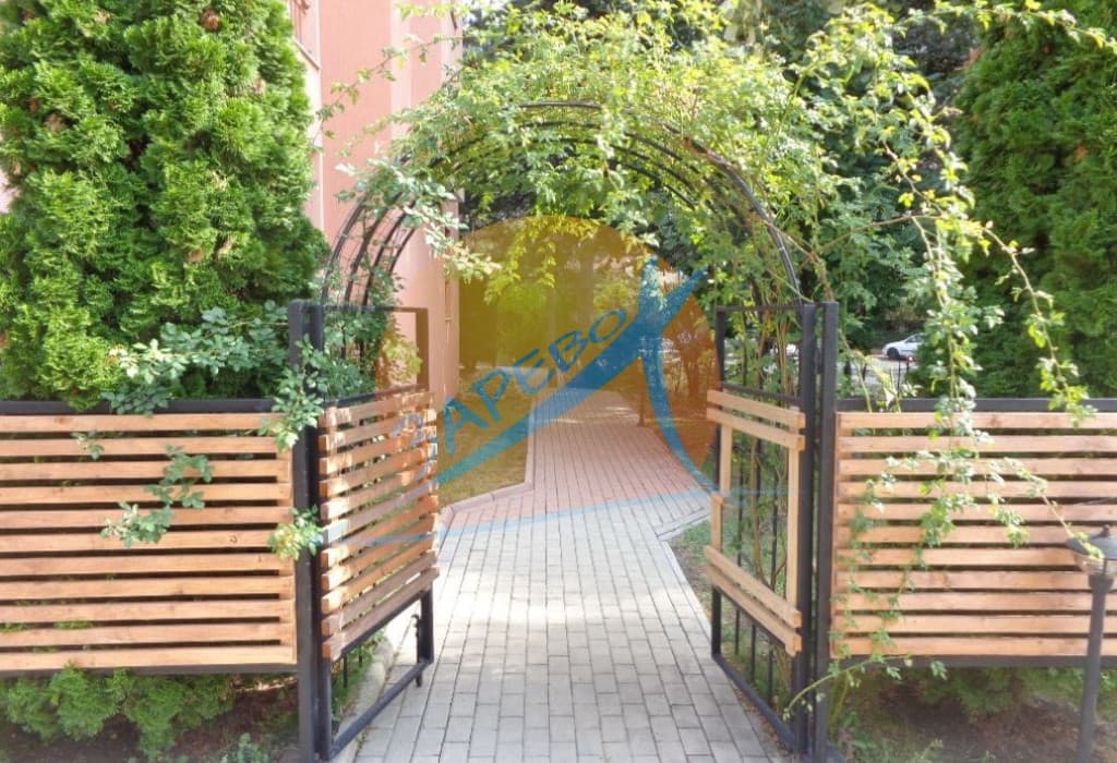 Слънчев бряг, двустаен обзаведен с гледка басейн, Акт 16, битов ток, комплекс Sun Flower (Сън Флаур)