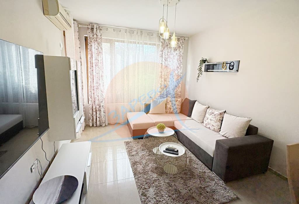 Слънчев бряг, двустаен обзаведен с гледка басейн, Акт 16, битов ток, комплекс Sun Flower (Сън Флаур)