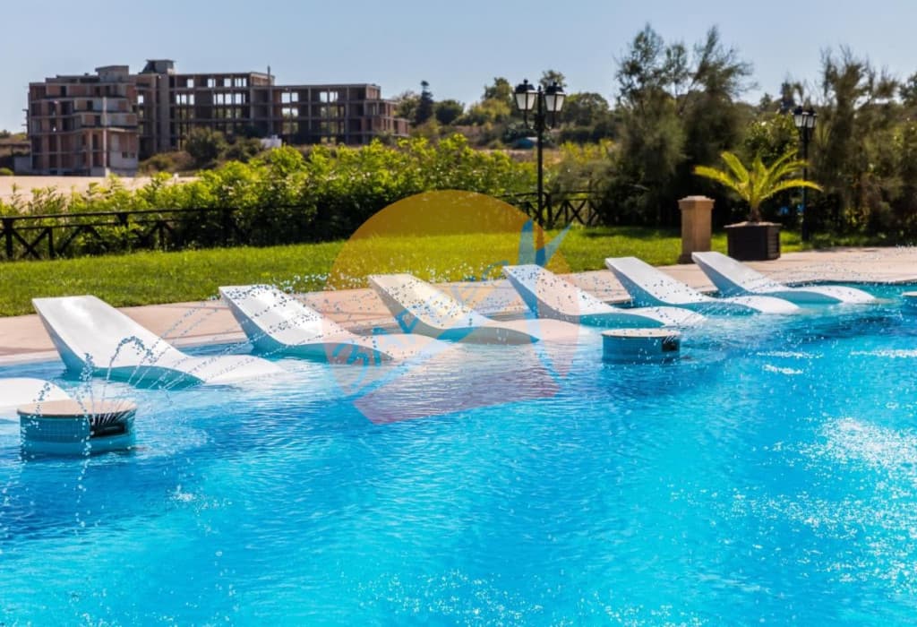 Лозенец, Оазис Бийч Клуб, първа линия, гледка море! Стилно обзаведено студио на партер, с голяма веранда 