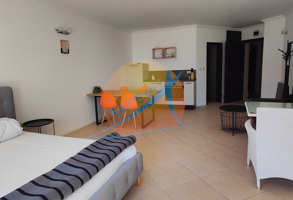 Лозенец, Оазис Бийч Клуб, първа линия, гледка море! Стилно обзаведено студио на партер, с голяма веранда 