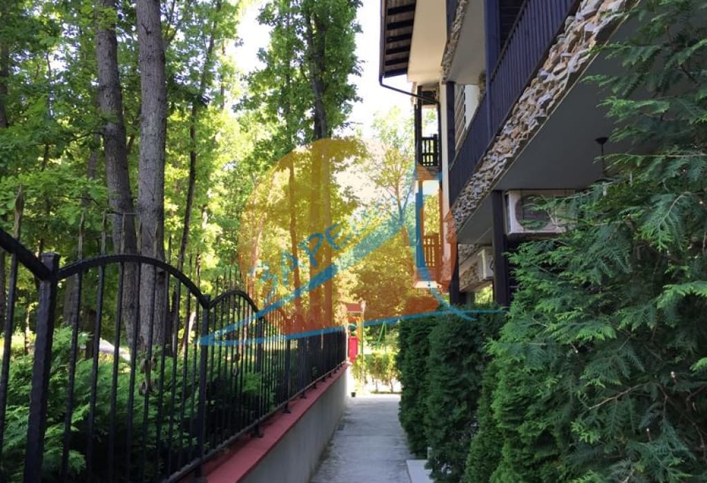 Приморско, нов апартамент на партер с двор, до ключ, Грийн Парадайс  IV (Green Paradise IV) 