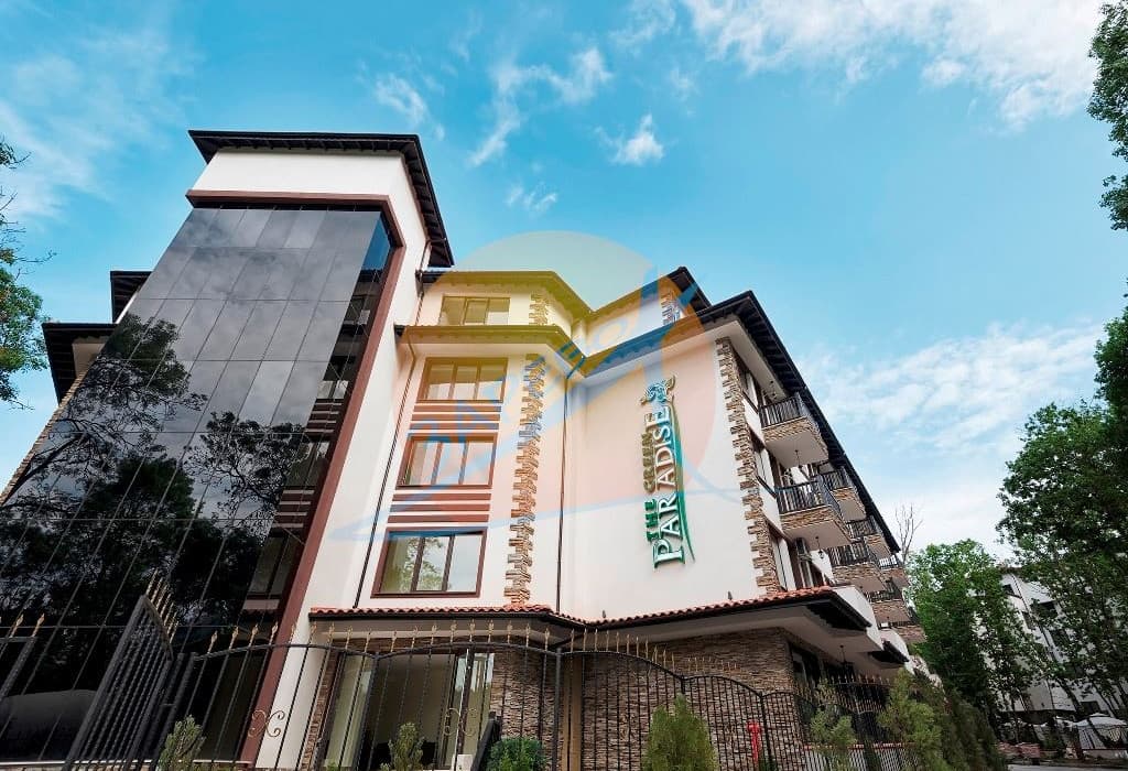 Приморско, нов апартамент на партер с двор, до ключ, Грийн Парадайс  IV (Green Paradise IV) 